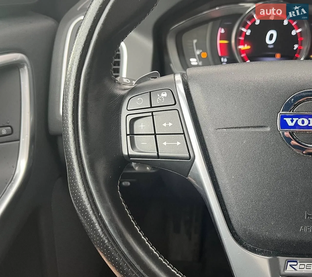 2016 Volvo XC60 - мініатюра 16