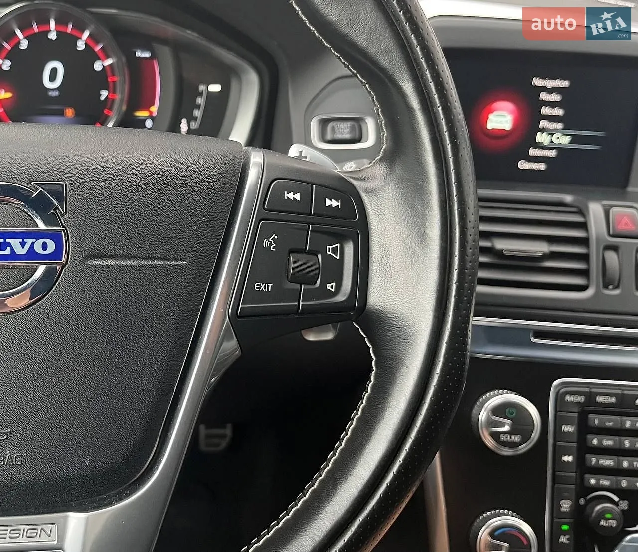 2016 Volvo XC60 - мініатюра 18