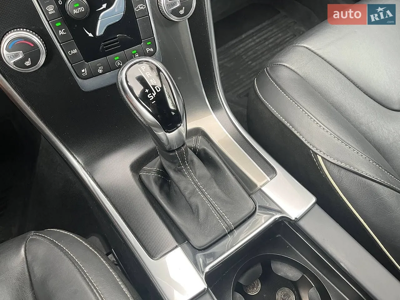 2016 Volvo XC60 - мініатюра 23