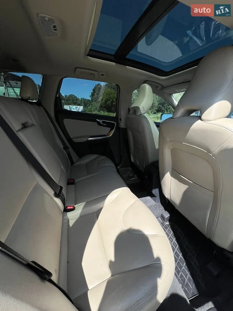2016 Volvo XC60 - мініатюра 13