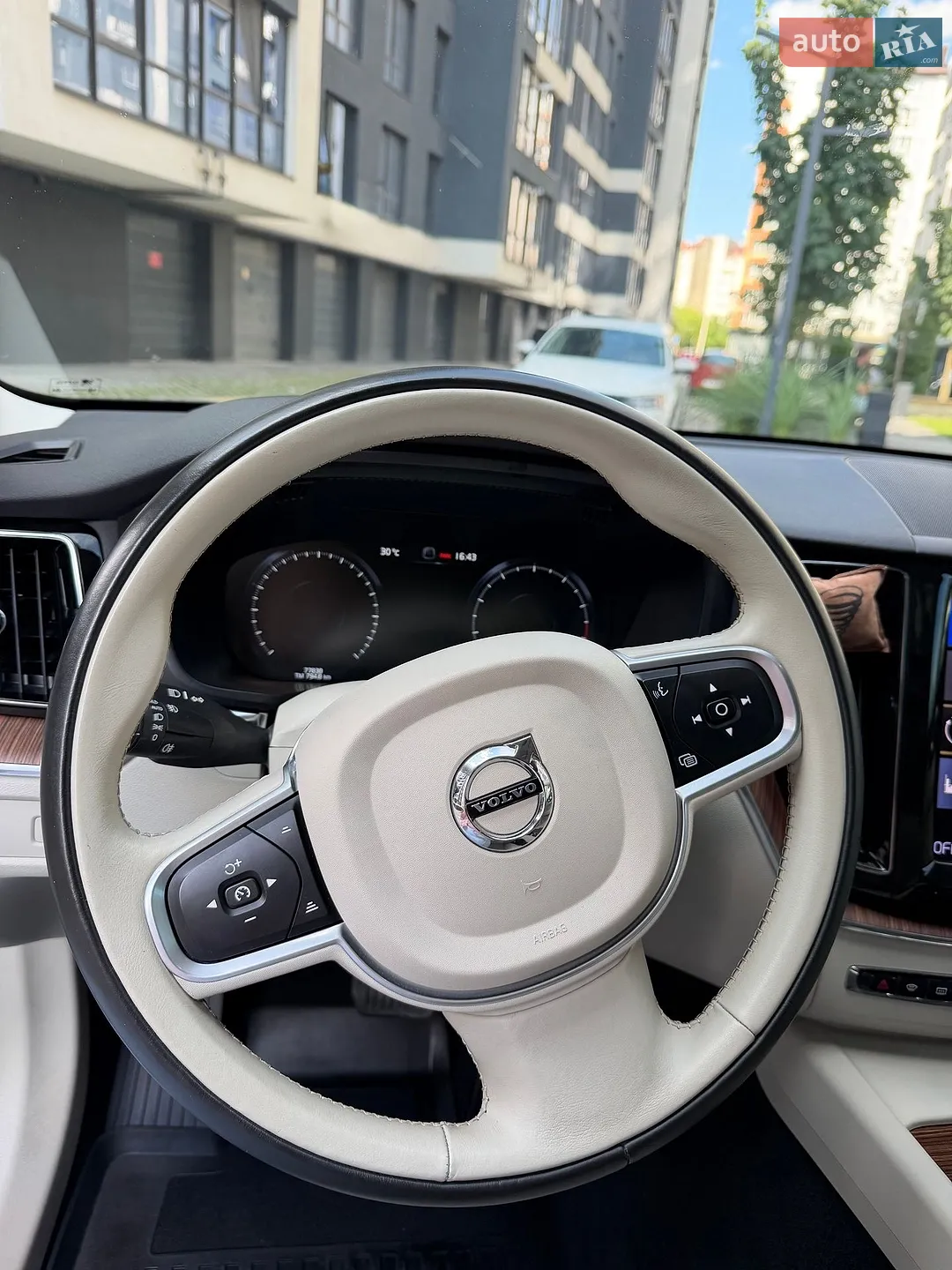 2021 Volvo XC60 - мініатюра 25