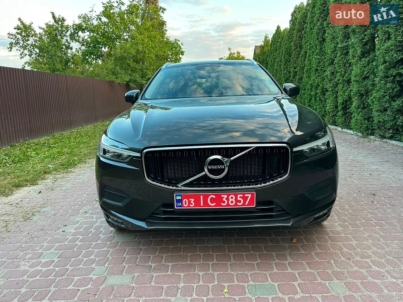 2021 Volvo XC60 - фото 1