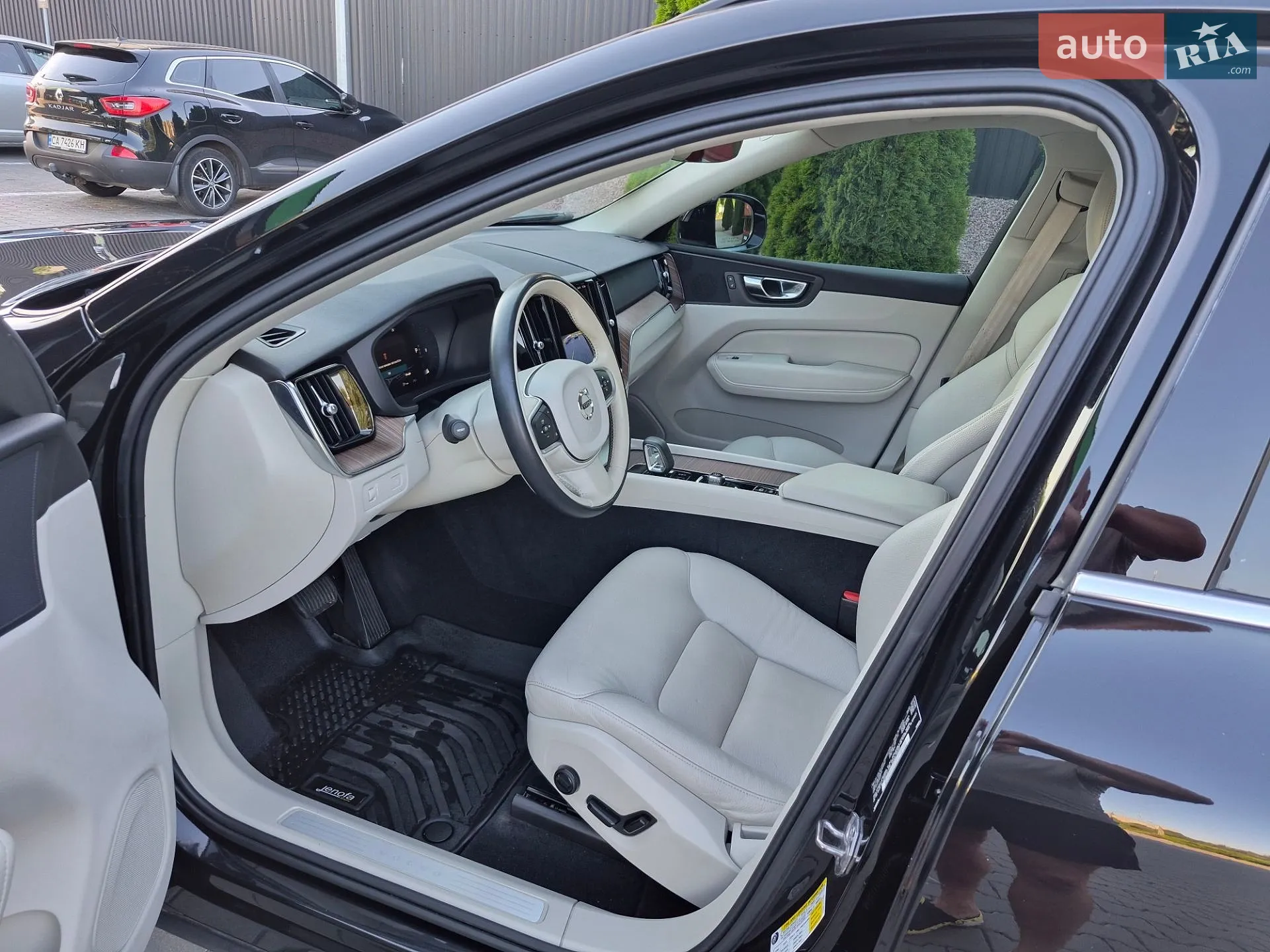 2021 Volvo XC60 - мініатюра 15