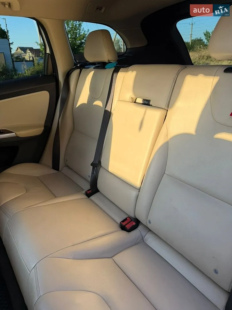 2016 Volvo XC60 - мініатюра 23