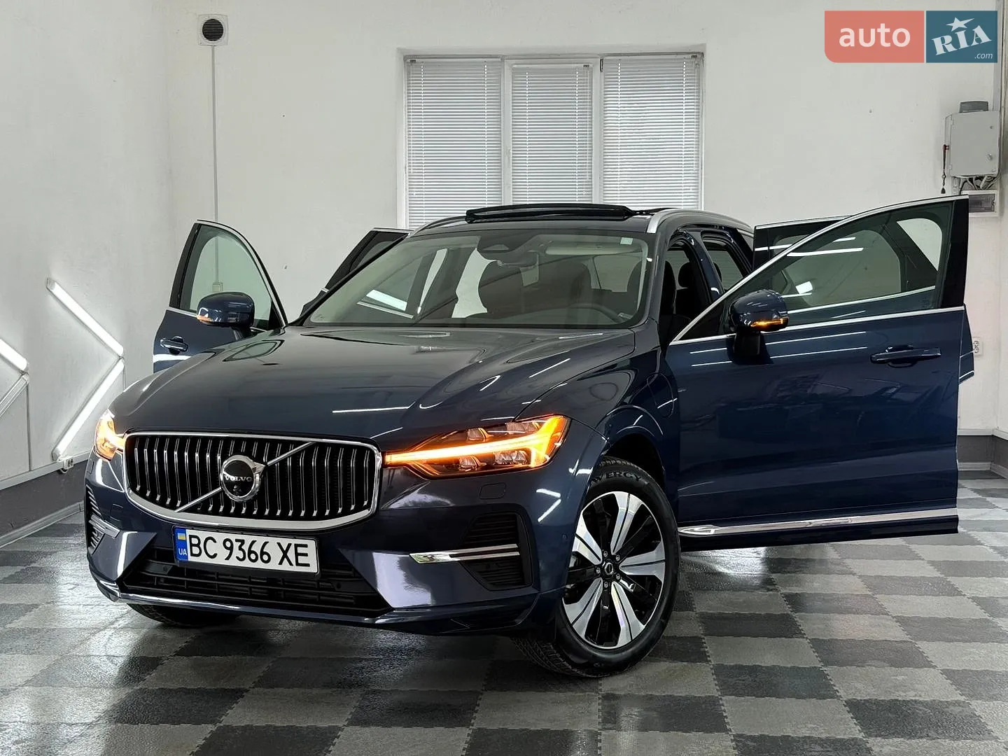 2023 Volvo XC60 - мініатюра 5