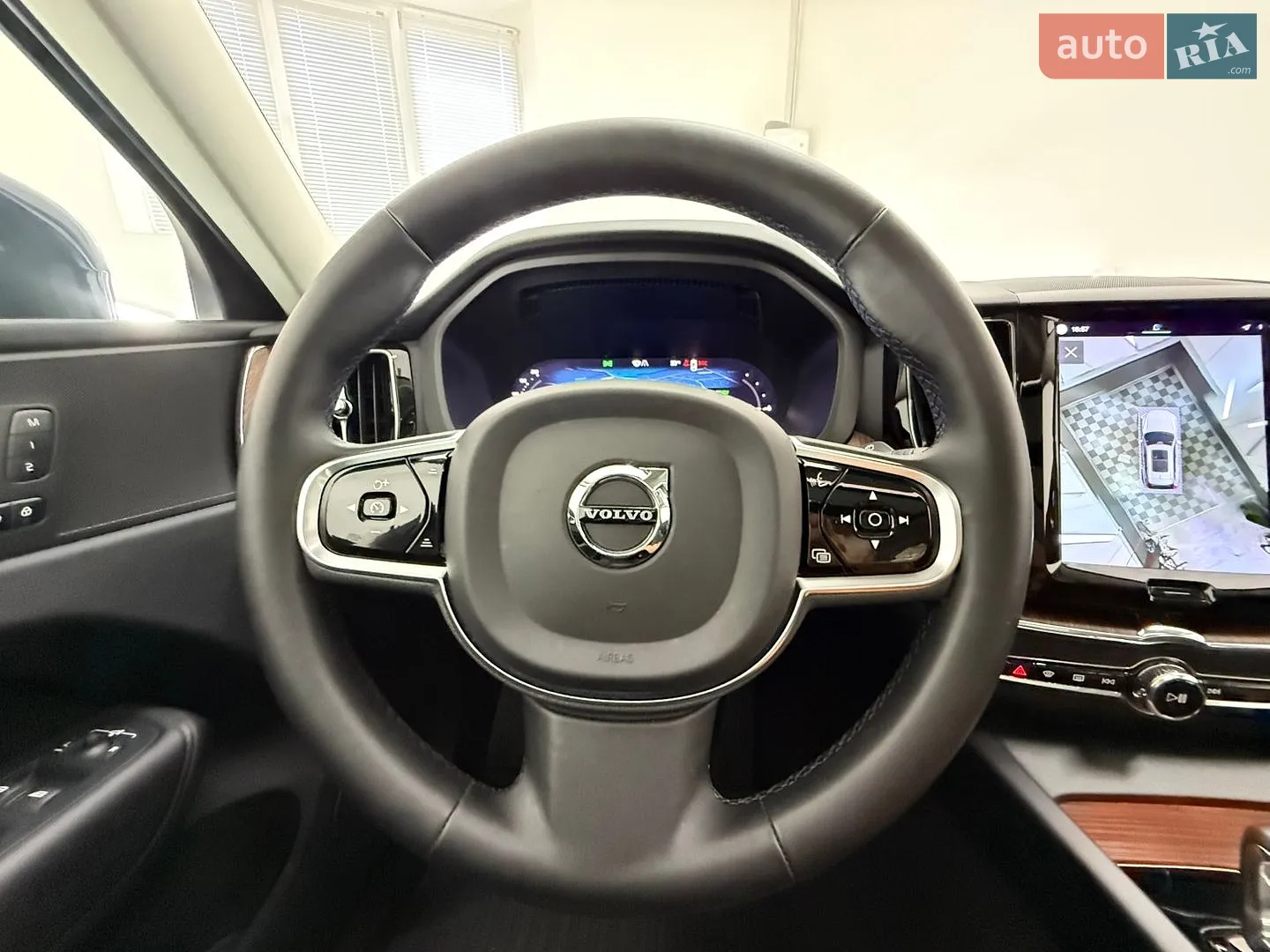 2023 Volvo XC60 - мініатюра 19