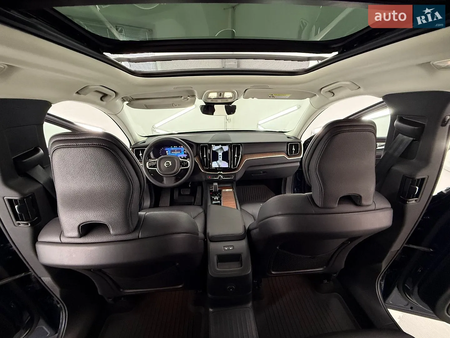 2023 Volvo XC60 - мініатюра 26