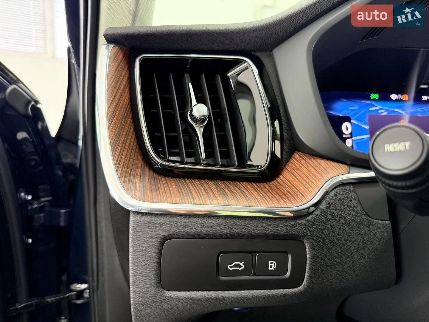 2023 Volvo XC60 - мініатюра 39