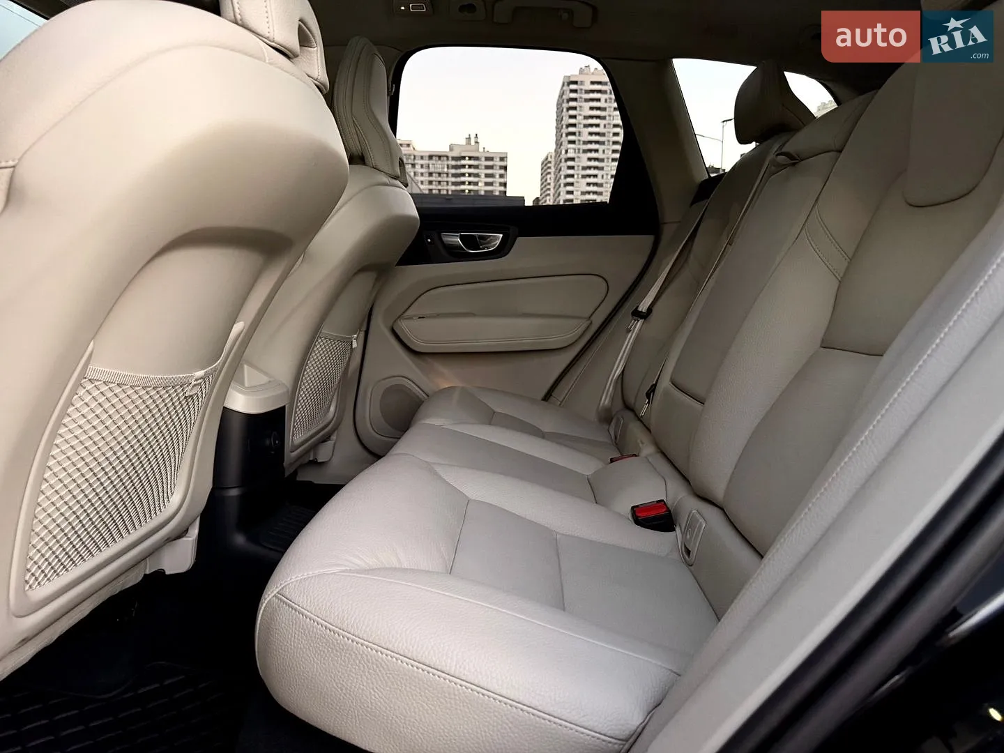 2024 Volvo XC60 - мініатюра 35