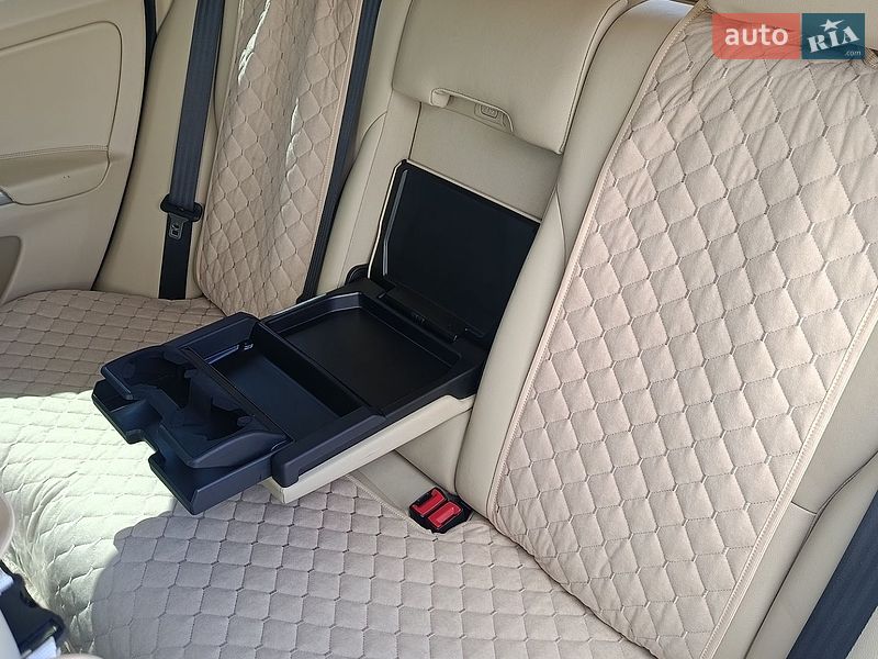 Позашляховик / Кросовер Volvo XC60 2014 в Івано-Франківську