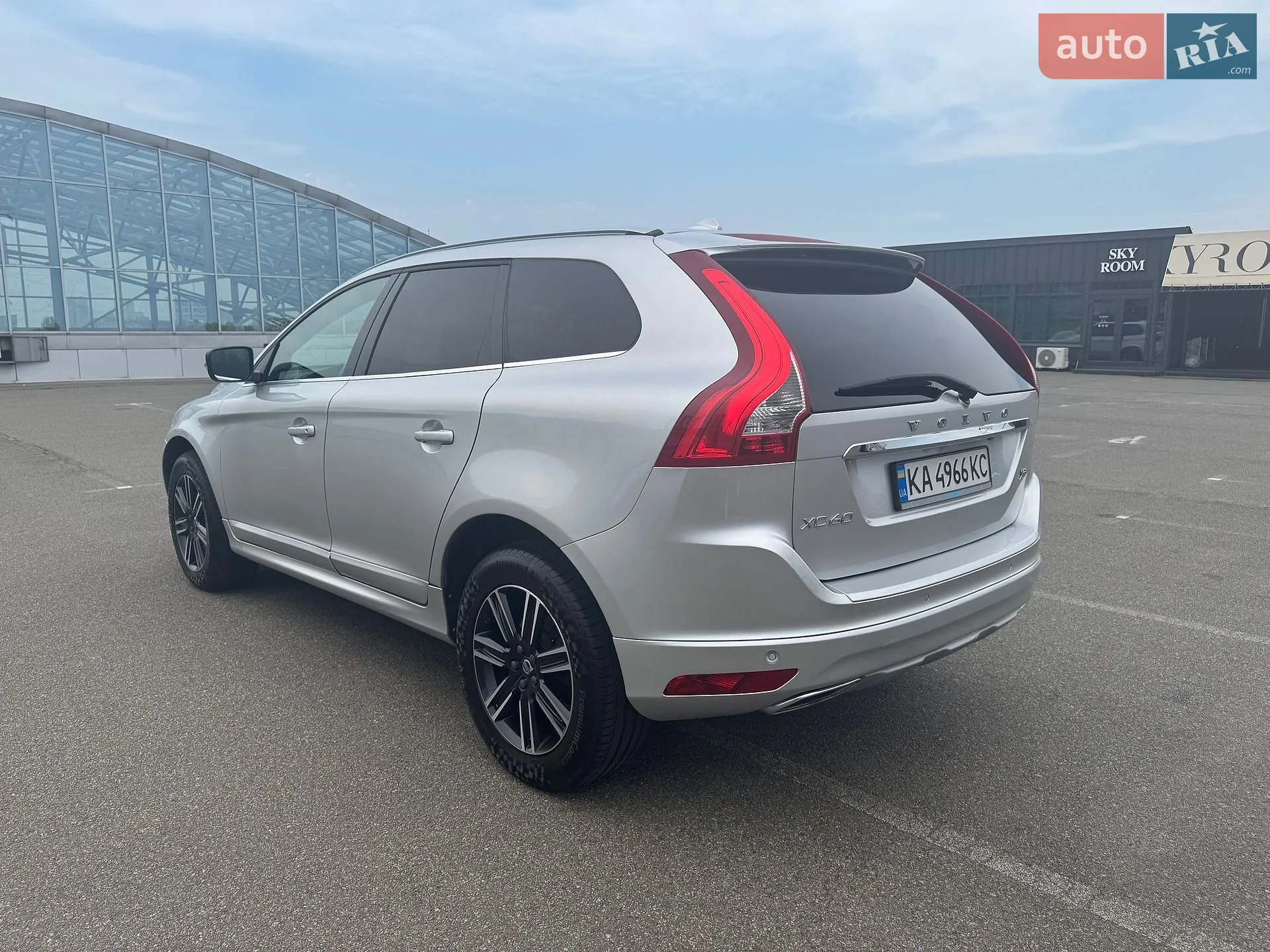 2017 Volvo XC60 - мініатюра 9