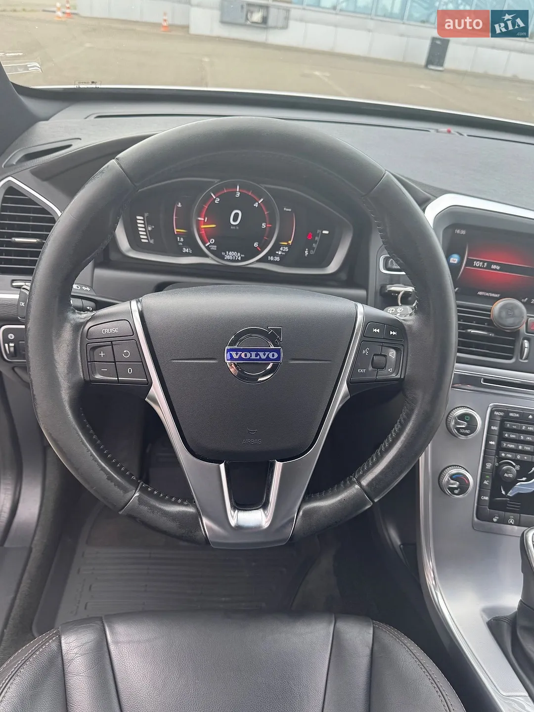 2017 Volvo XC60 - мініатюра 34