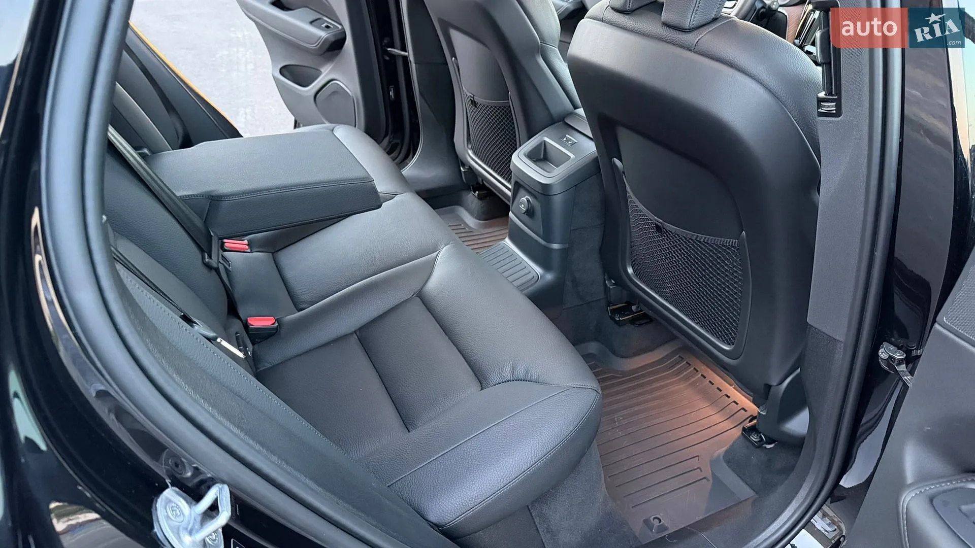 2024 Volvo XC60 - мініатюра 25