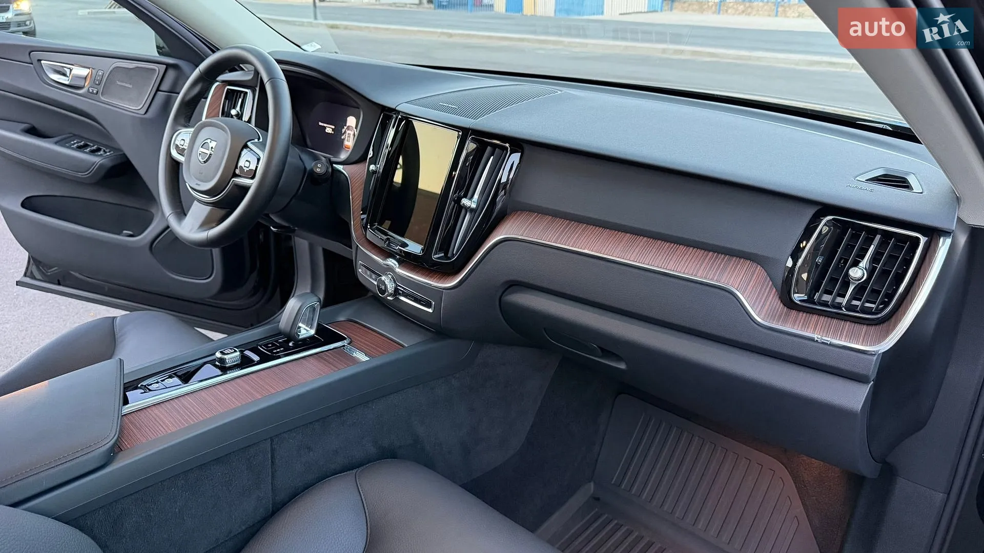 2024 Volvo XC60 - мініатюра 28