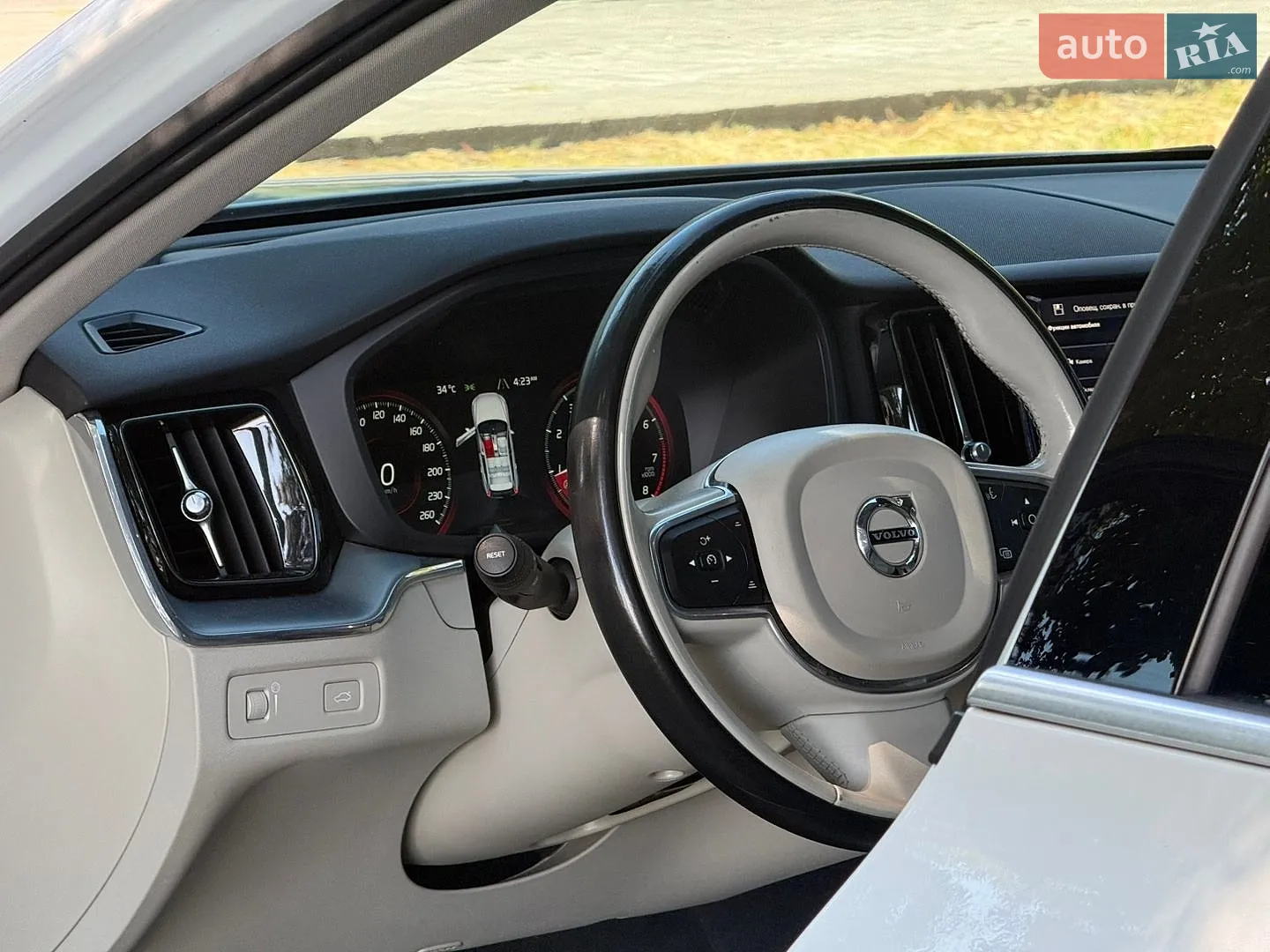 2017 Volvo XC60 - мініатюра 21