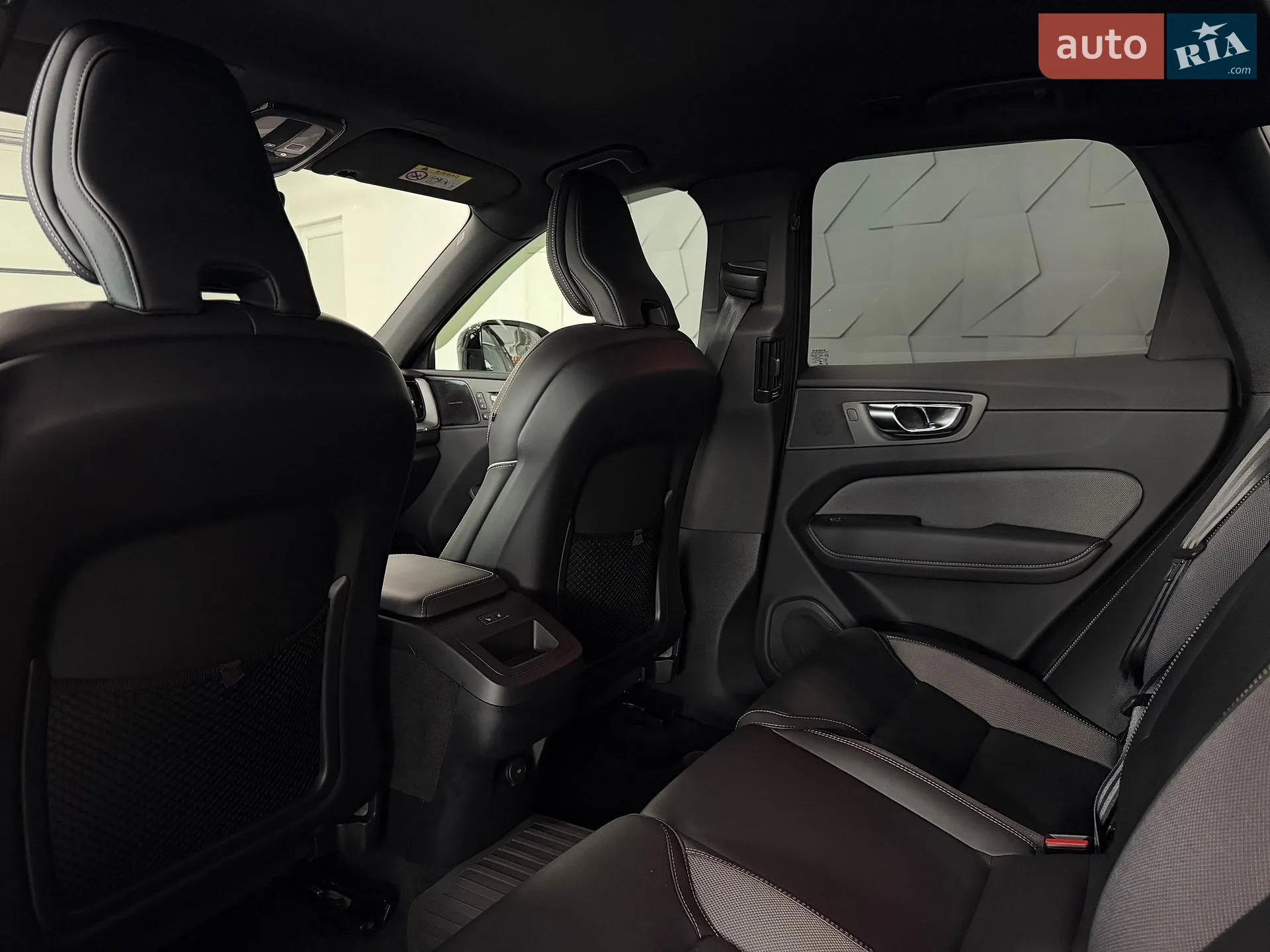 2022 Volvo XC60 - мініатюра 43
