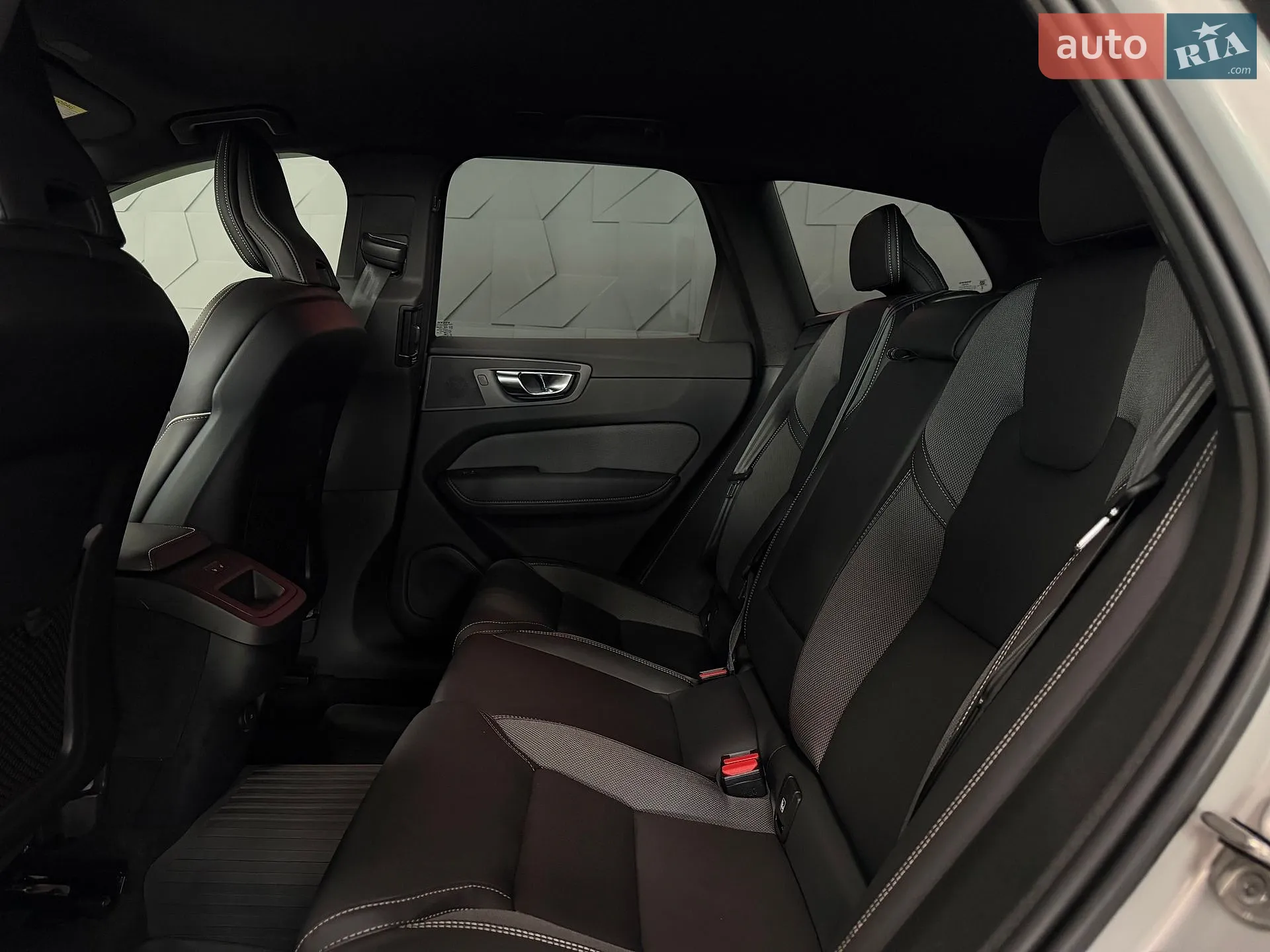 2022 Volvo XC60 - мініатюра 44