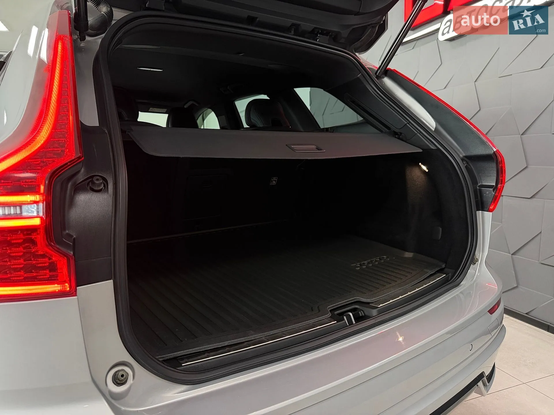 2022 Volvo XC60 - мініатюра 58