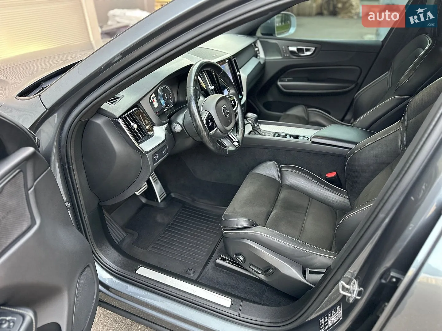 2018 Volvo XC60 - мініатюра 20