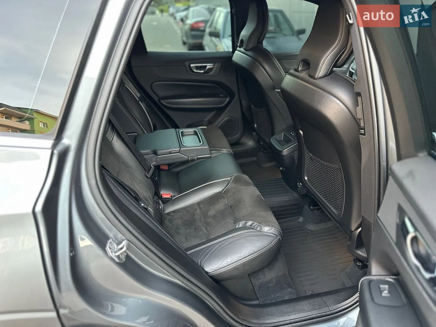 2018 Volvo XC60 - мініатюра 28