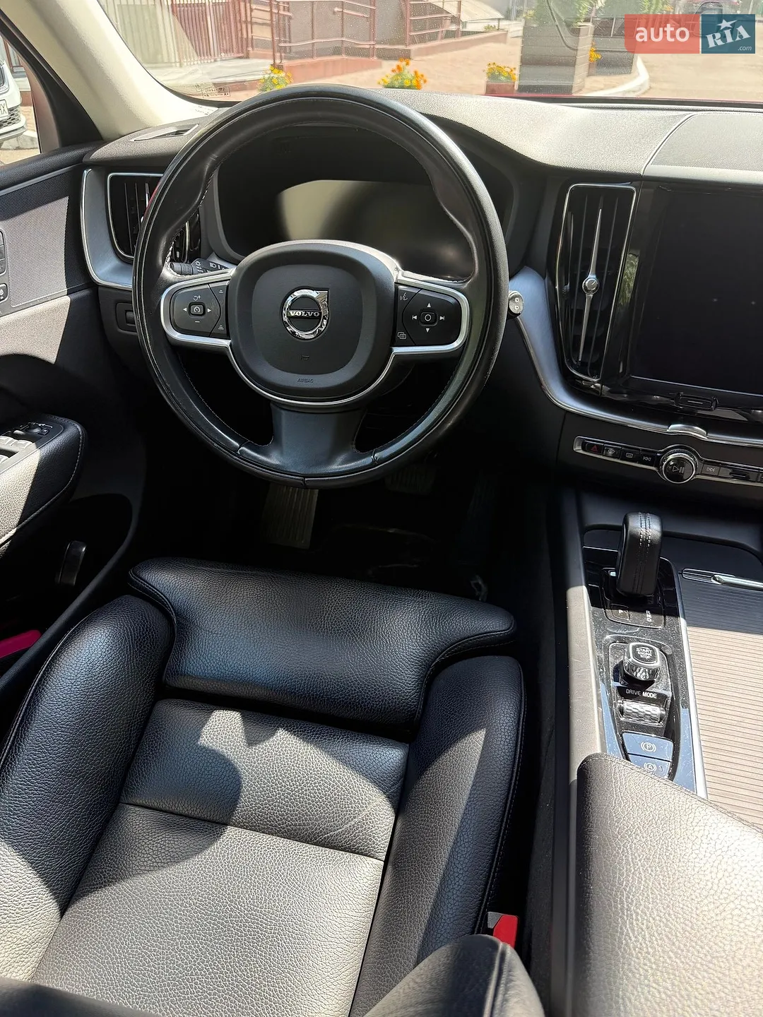 2020 Volvo XC60 - мініатюра 8