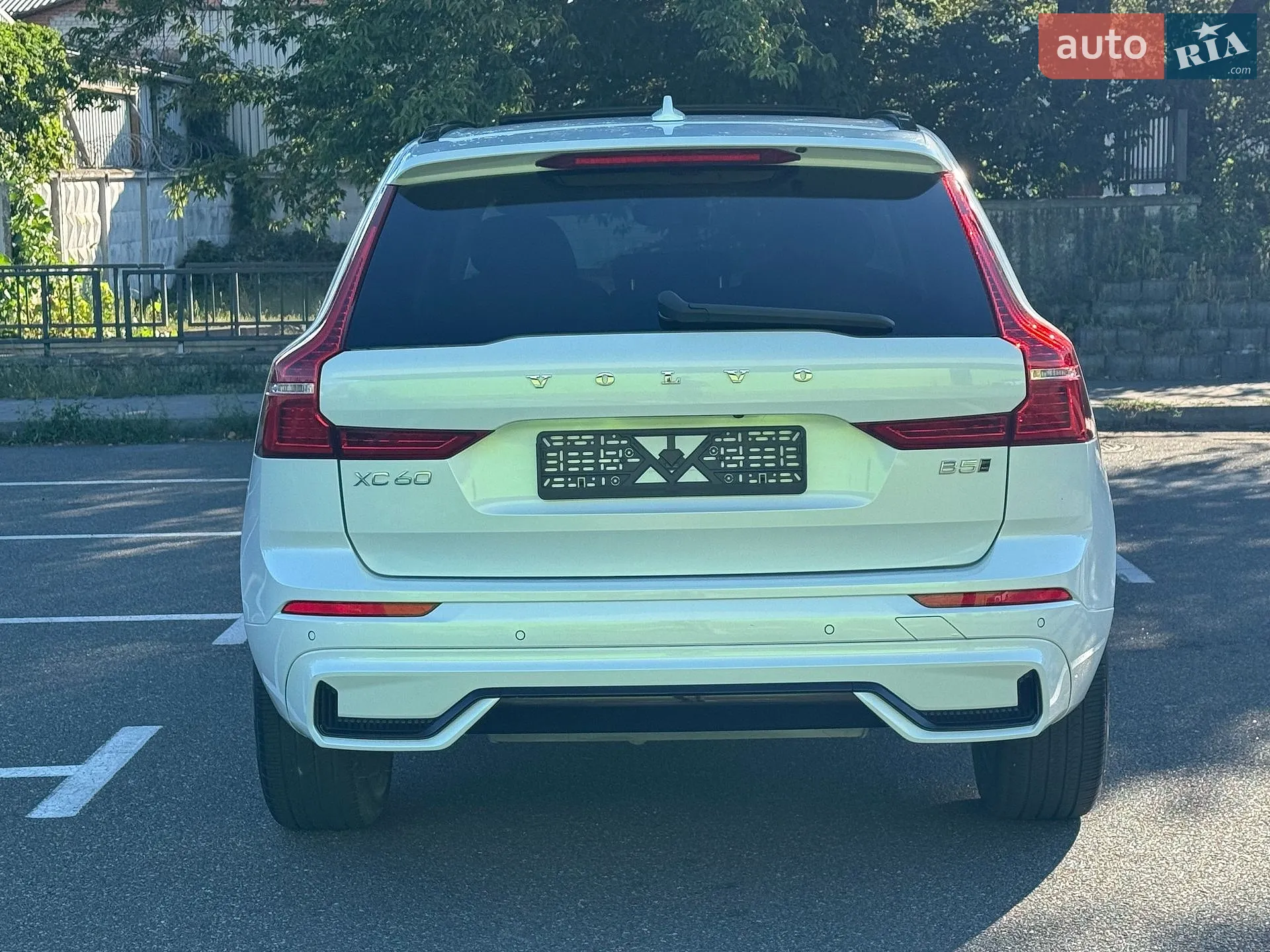 2023 Volvo XC60 - мініатюра 10