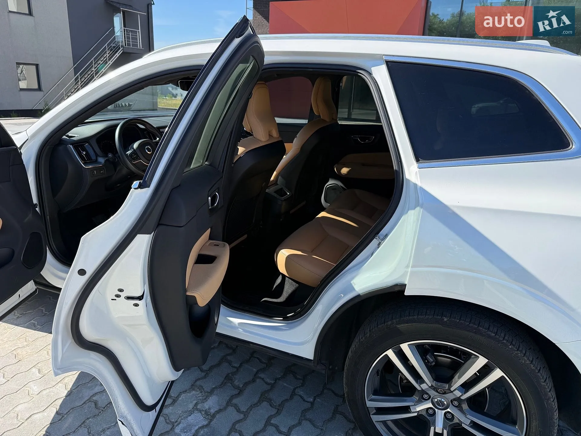 2019 Volvo XC60 - мініатюра 11