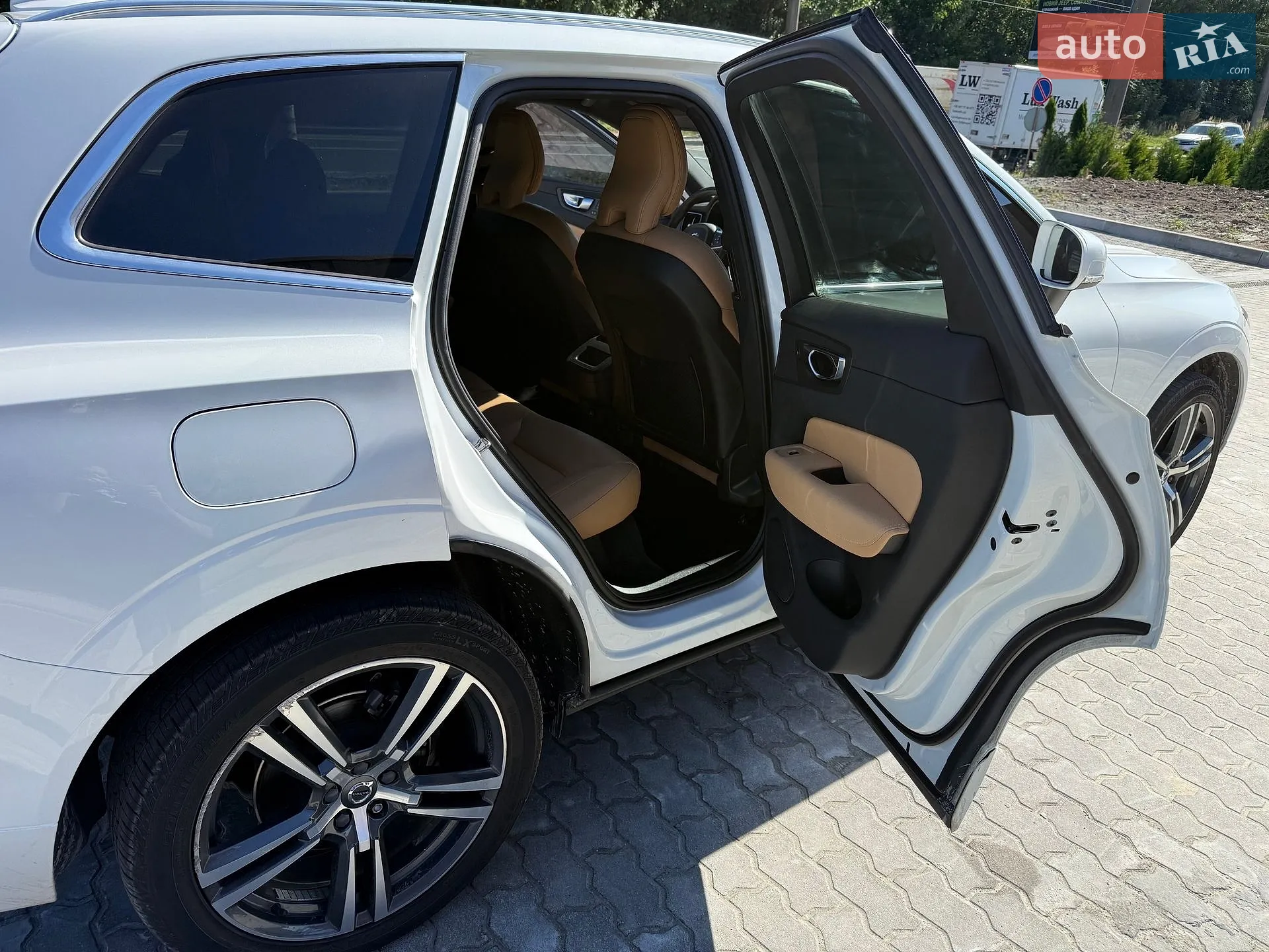 2019 Volvo XC60 - мініатюра 16