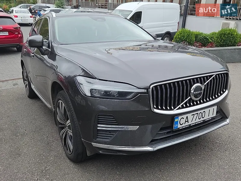 Volvo XC60 2022