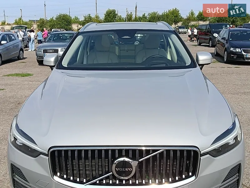 Volvo XC60 2022