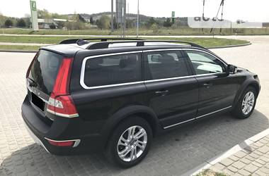 Внедорожник / Кроссовер Volvo XC70 2015 в Львове