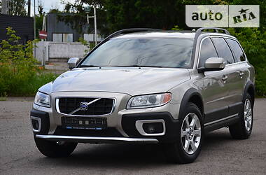 Внедорожник / Кроссовер Volvo XC70 2008 в Луцке