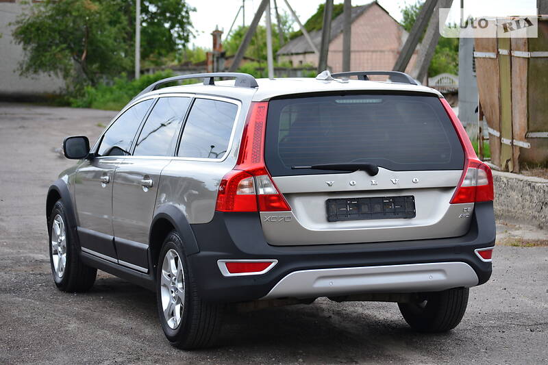 Позашляховик / Кросовер Volvo XC70 2008 в Луцьку