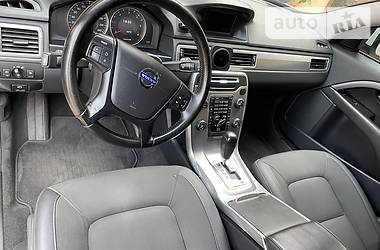 Внедорожник / Кроссовер Volvo XC70 2012 в Берегово