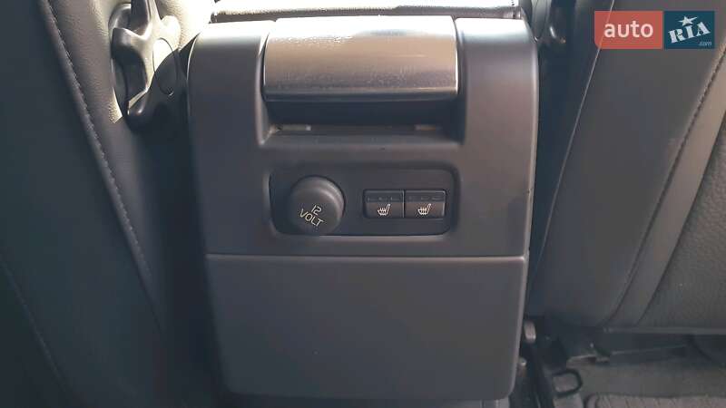Внедорожник / Кроссовер Volvo XC70 2012 в Львове