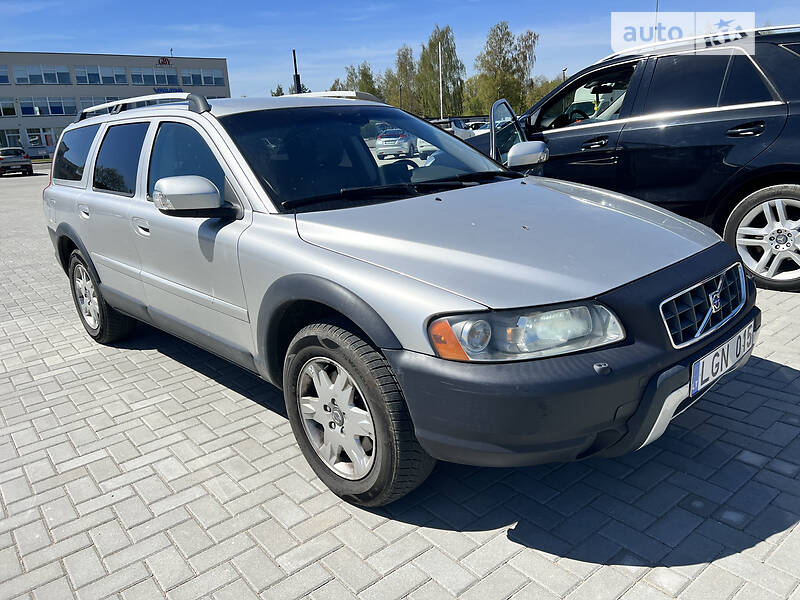 Внедорожник / Кроссовер Volvo XC70 2006 в Дубно