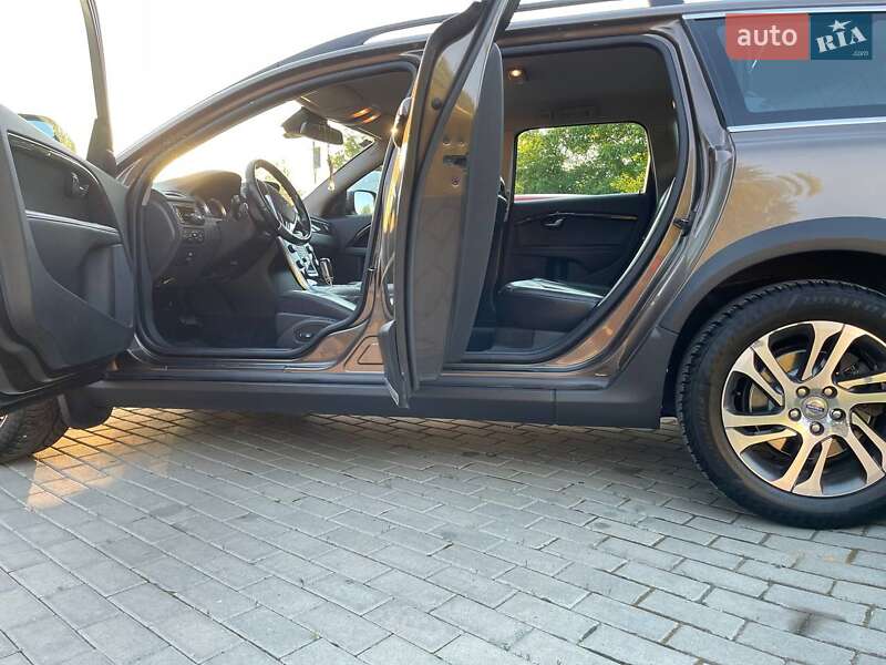Універсал Volvo XC70 2012 в Ужгороді фото 7 Універсал Volvo XC70 2012 в Ужгороді