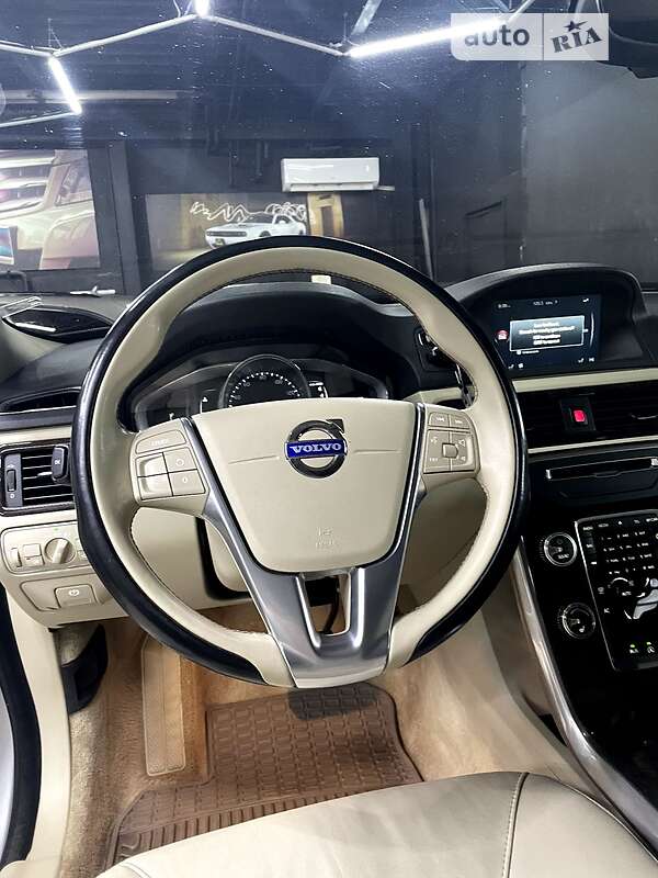 Универсал Volvo XC70 2014 в Хмельницком