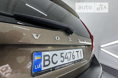 Универсал Volvo XC70 2013 в Трускавце
