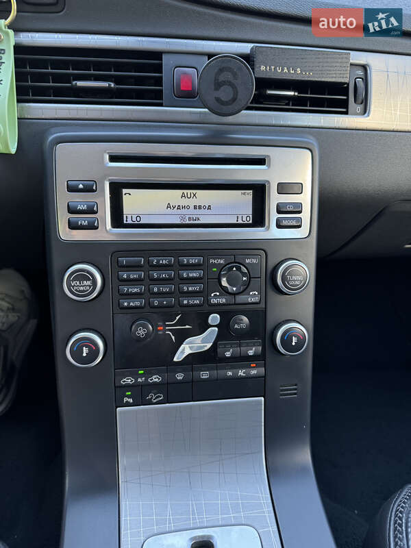 Универсал Volvo XC70 2008 в Луцке