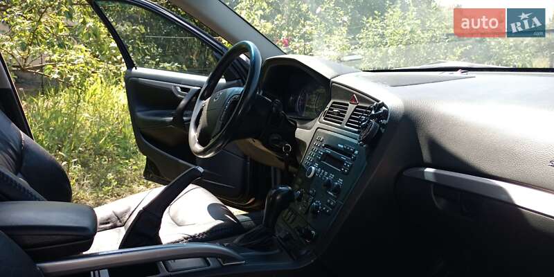 Універсал Volvo XC70 2004 в Києві фото 11 Універсал Volvo XC70 2004 в Києві