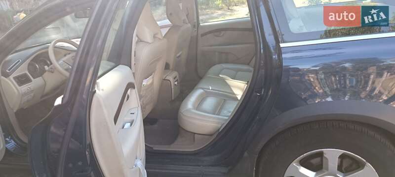 Универсал Volvo XC70 2010 в Киеве