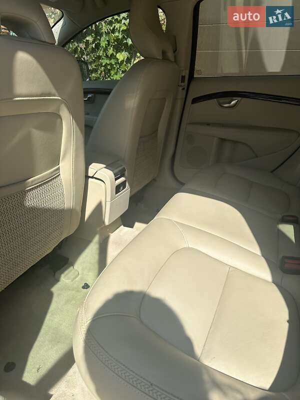 Універсал Volvo XC70 2015 в Дніпрі