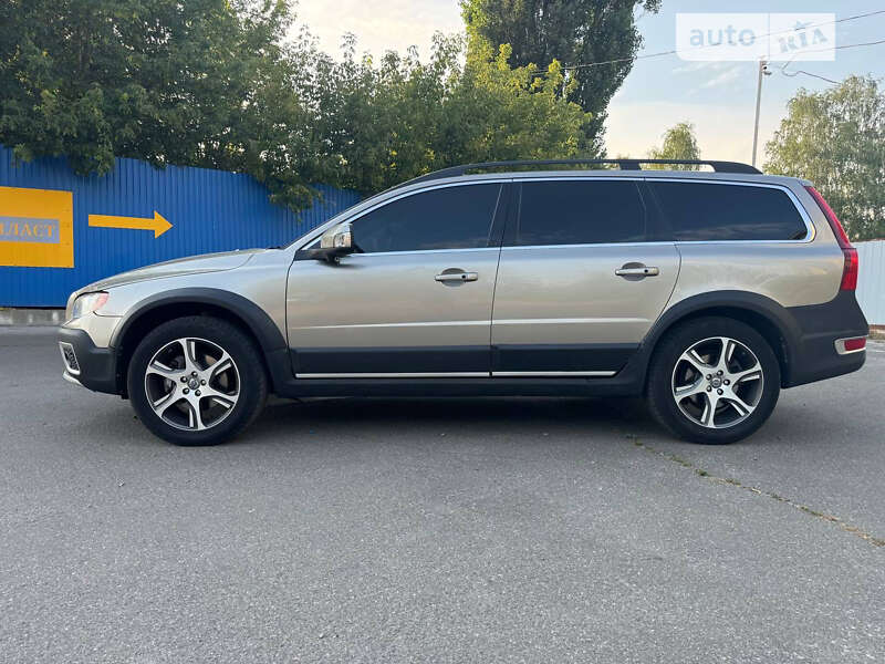 Универсал Volvo XC70 2011 в Киеве