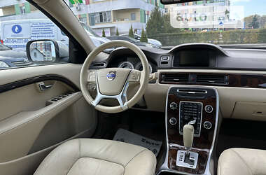 Универсал Volvo XC70 2012 в Киеве