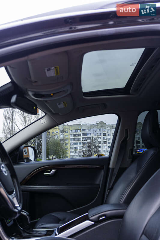 Універсал Volvo XC70 2014 в Луцьку фото 44 Універсал Volvo XC70 2014 в Луцьку