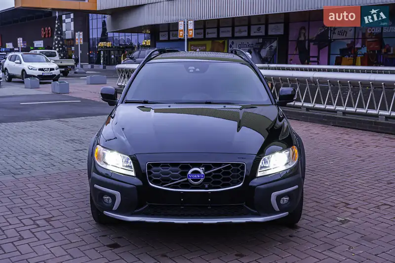 Volvo XC70