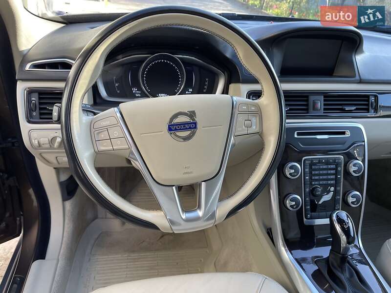 Универсал Volvo XC70 2016 в Львове