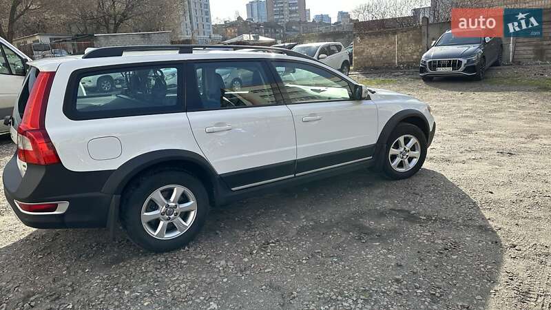 Универсал Volvo XC70 2008 в Киеве