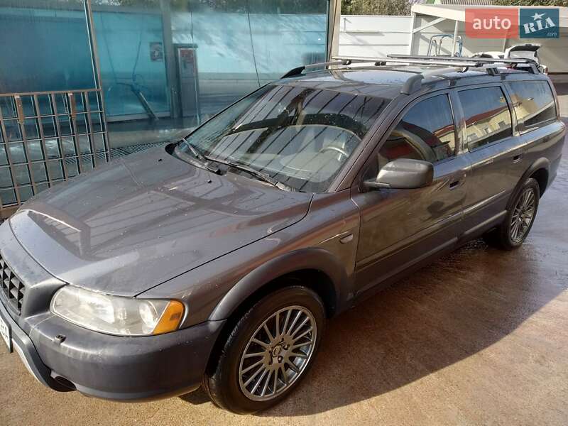 Универсал Volvo XC70 2006 в Киеве